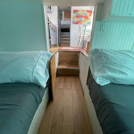 Updated Houseboat On The River! 포트 로더데일 외부 사진